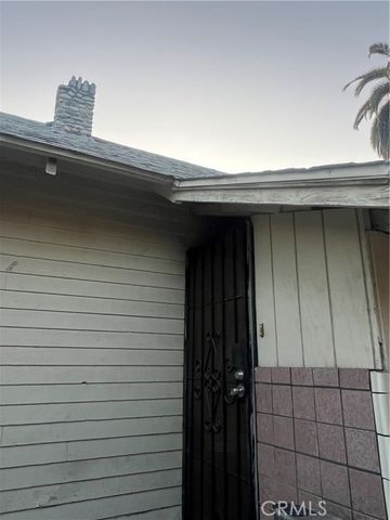 586 W Center Street, Pomona, CA 91768