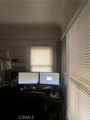 586 W Center Street, Pomona, CA 91768