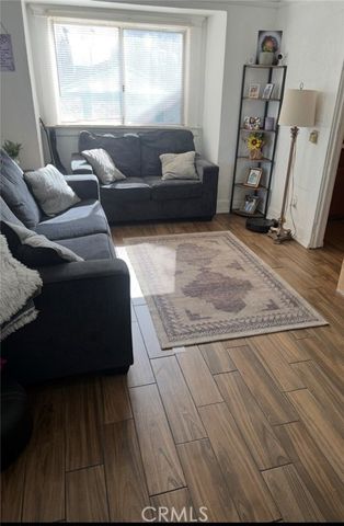 586 W Center Street, Pomona, CA 91768