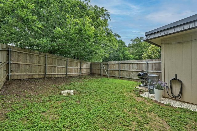 702 Castle Ridge RD B, Austin, TX 78746