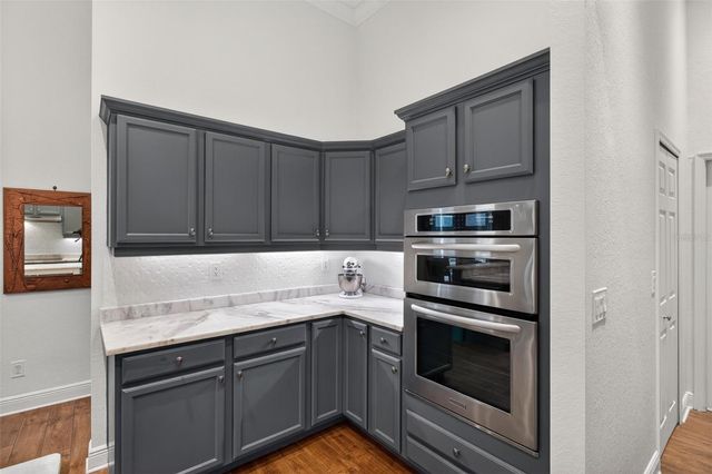 820 SAND PINE DRIVE NE, St Petersburg, FL 33703