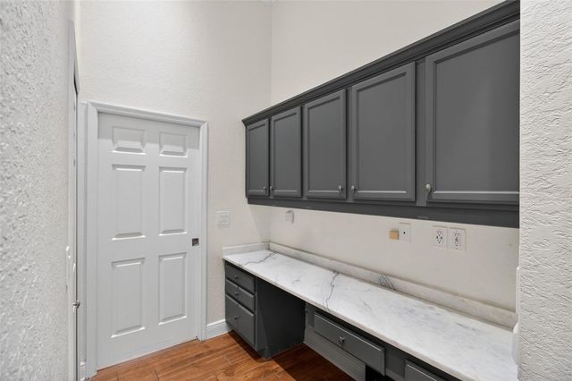 820 SAND PINE DRIVE NE, St Petersburg, FL 33703
