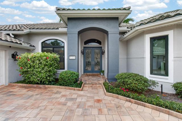 820 SAND PINE DRIVE NE, St Petersburg, FL 33703
