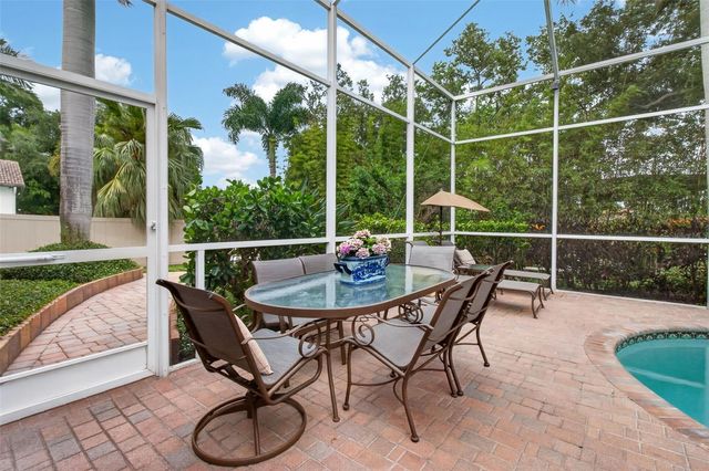 820 SAND PINE DRIVE NE, St Petersburg, FL 33703