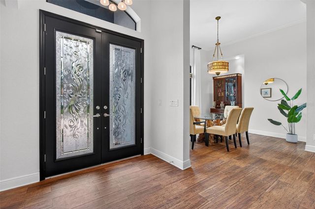 820 SAND PINE DRIVE NE, St Petersburg, FL 33703