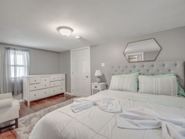 08 Useadoor, Middleton, MA 01949