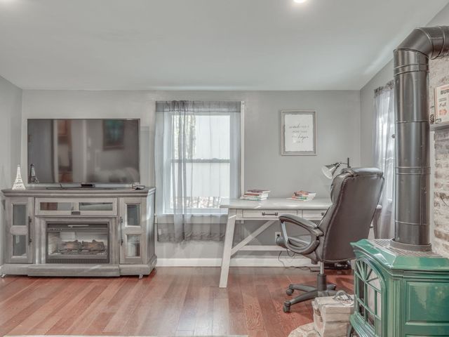 08 Useadoor, Middleton, MA 01949