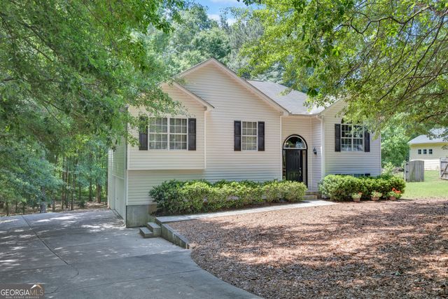 132 McKenzie Court, Stockbridge, GA 30281