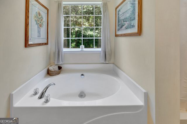 132 McKenzie Court, Stockbridge, GA 30281