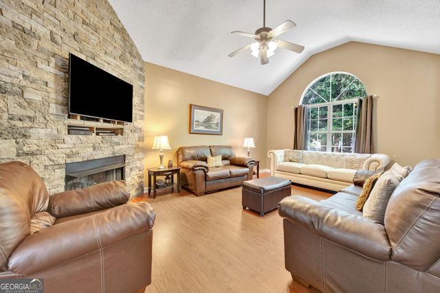 132 McKenzie Court, Stockbridge, GA 30281