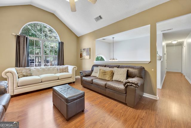 132 McKenzie Court, Stockbridge, GA 30281