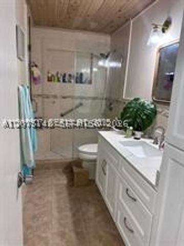 6174 W 14th Ct 1, Hialeah, FL 33012
