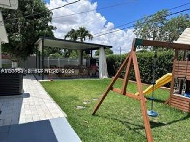 6174 W 14th Ct 1, Hialeah, FL 33012