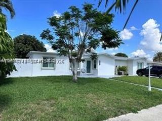 6174 W 14th Ct 1, Hialeah, FL 33012