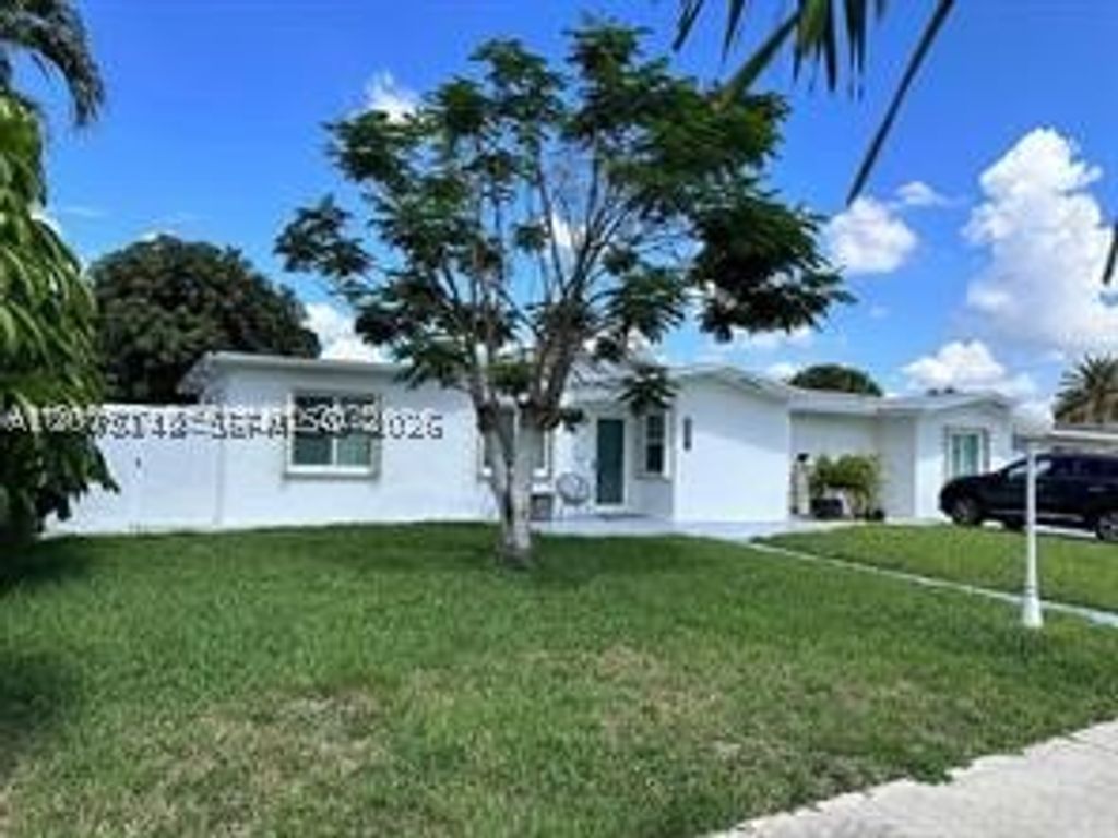 6174 W 14th Ct 1, Hialeah, FL 33012