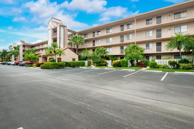 7321 Amberly Lane 405, Delray Beach, FL 33446