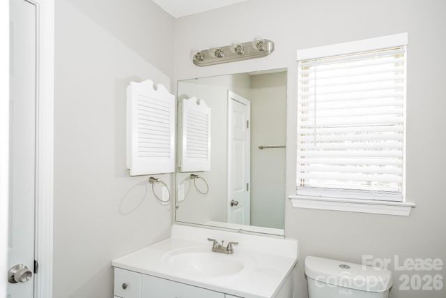 135 Bellelaine Drive, Mooresville, NC 28115