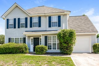 135 Bellelaine Drive, Mooresville, NC 28115