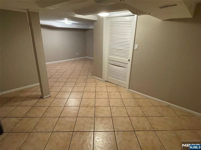 544 Oritani Place, Teaneck, NJ 07666