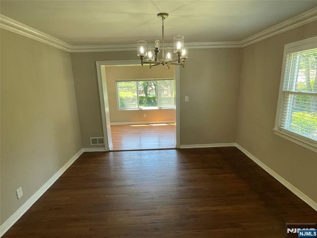 544 Oritani Place, Teaneck, NJ 07666