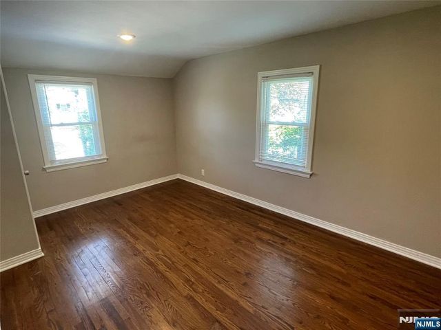 544 Oritani Place, Teaneck, NJ 07666