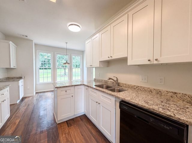 4141 Stillwater Point, Ellenwood, GA 30294