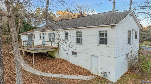 308 5th Street SW, Fort Payne, AL 35967