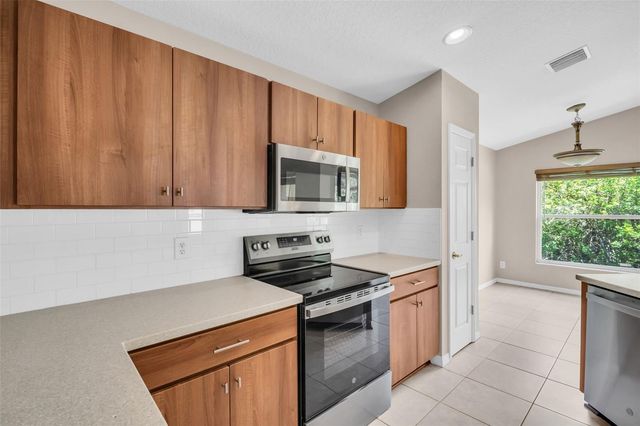 12415 RUSTIC VIEW COURT, Tampa, FL 33635