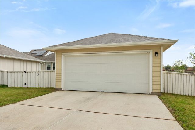 308 Catalina DR, Kyle, TX 78640