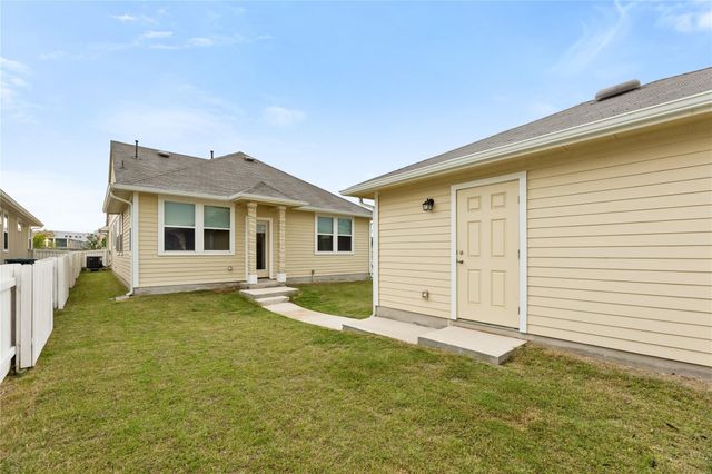 308 Catalina DR, Kyle, TX 78640
