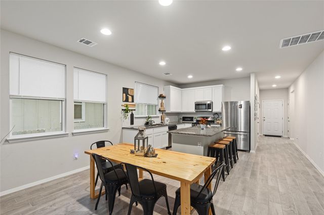 308 Catalina DR, Kyle, TX 78640