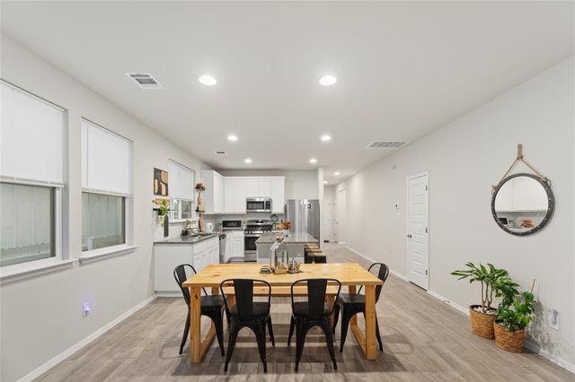 308 Catalina DR, Kyle, TX 78640
