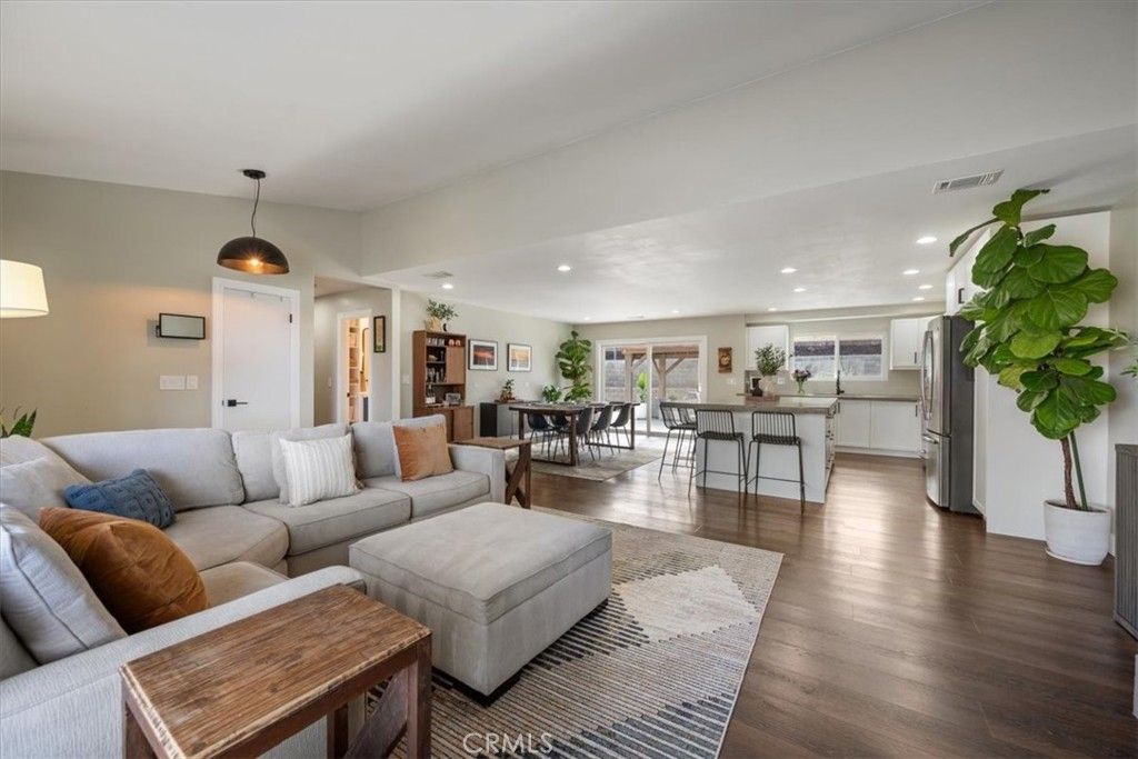 Image 7 of property listing at 1402 Revere Street, Santa Maria, CA 93455