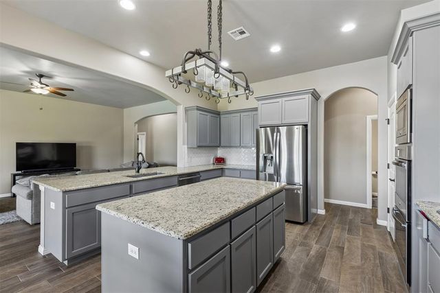 12616 SW 28th Street, Yukon, OK 73099