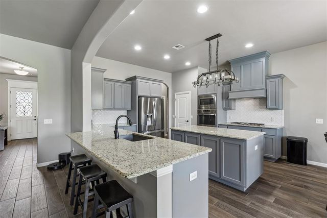 12616 SW 28th Street, Yukon, OK 73099