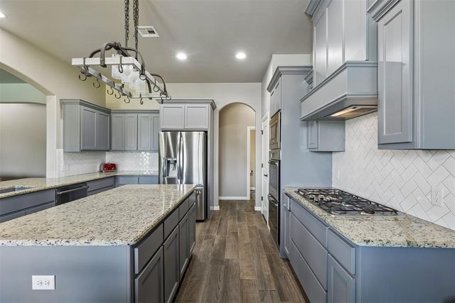 12616 SW 28th Street, Yukon, OK 73099