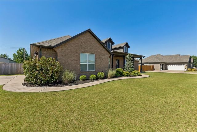 12616 SW 28th Street, Yukon, OK 73099