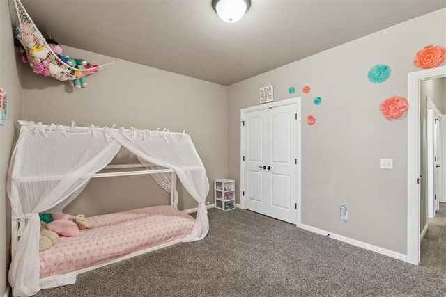 12616 SW 28th Street, Yukon, OK 73099