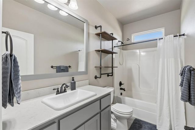 12616 SW 28th Street, Yukon, OK 73099