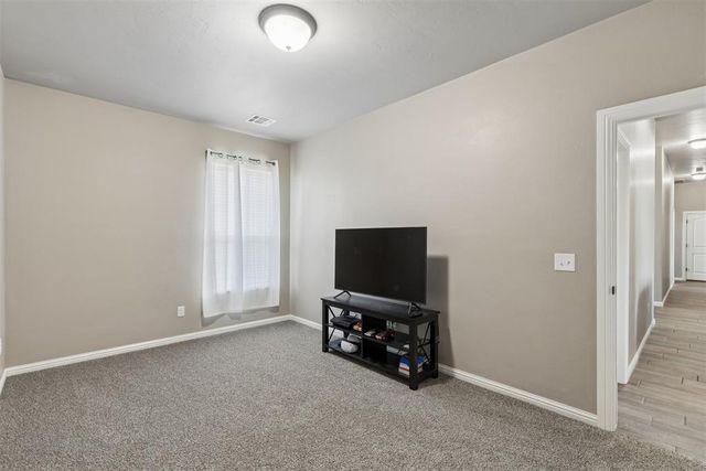 12616 SW 28th Street, Yukon, OK 73099
