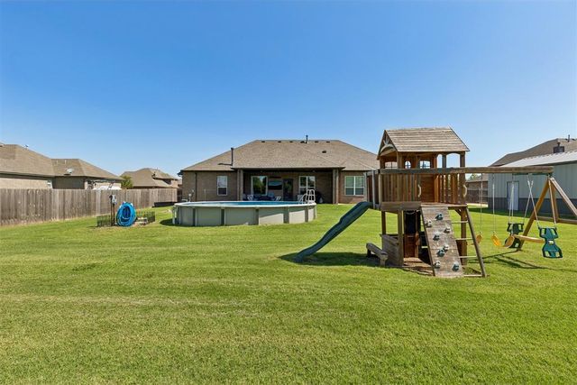12616 SW 28th Street, Yukon, OK 73099