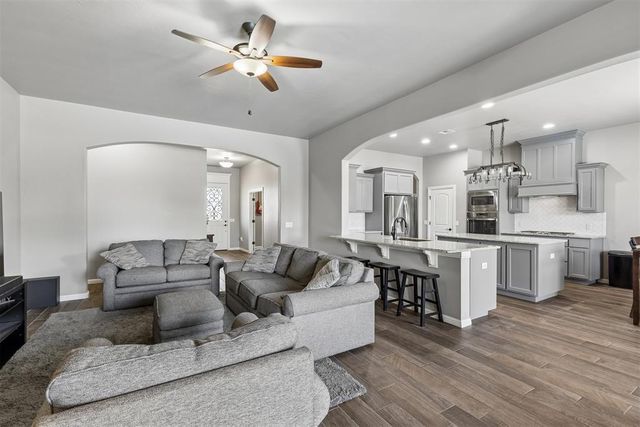 12616 SW 28th Street, Yukon, OK 73099