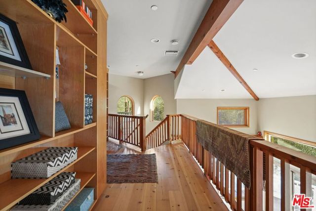 774 Old Topanga Canyon Road, Topanga, CA 90290