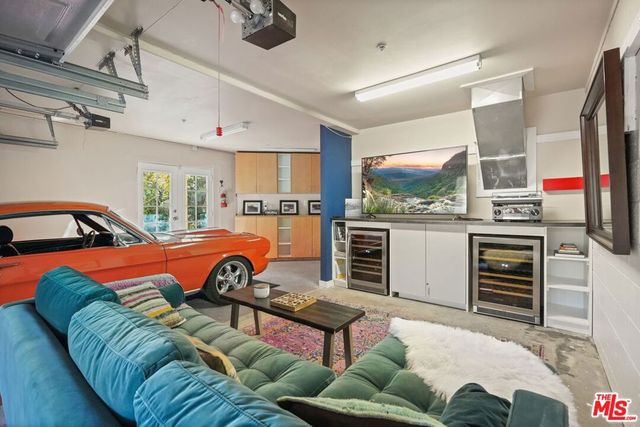 774 Old Topanga Canyon Road, Topanga, CA 90290