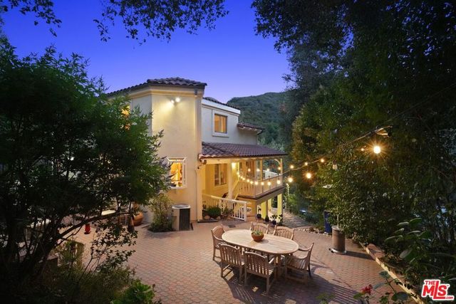 774 Old Topanga Canyon Road, Topanga, CA 90290