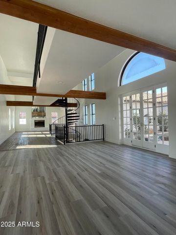 8200 W Orange Avenue, Glendale, AZ 85303