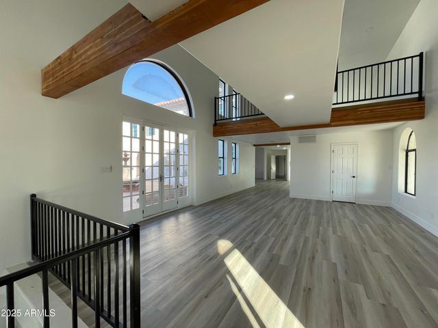 8200 W Orange Avenue, Glendale, AZ 85303