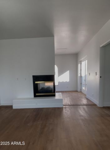 8200 W Orange Avenue, Glendale, AZ 85303