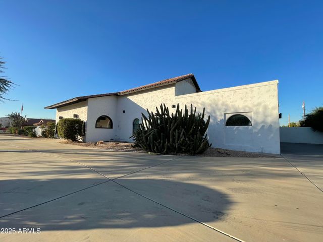 8200 W Orange Avenue, Glendale, AZ 85303