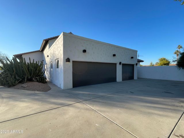 8200 W Orange Avenue, Glendale, AZ 85303
